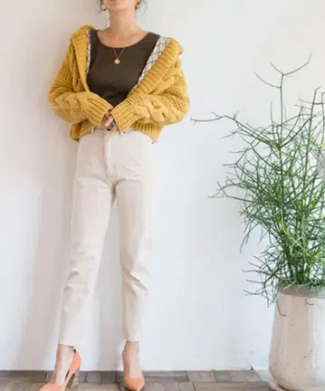 SeaRoomlynn 화이트 아이보리 베이직 테이퍼드 데님 팬츠