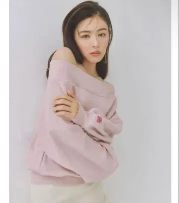 SNIDEL 원숄더 로고 맨투맨 PK