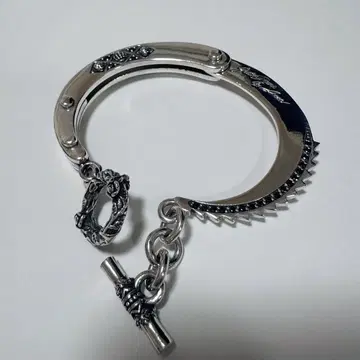 저스틴 데이비스 츠치야 안나 팔찌 GACKT TAUJAN