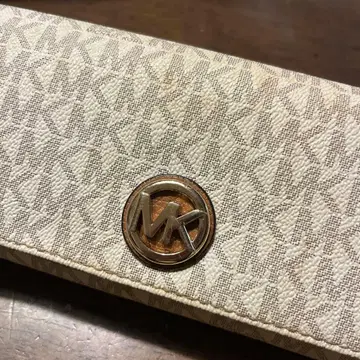 Michael Kors 모노그램 장지갑 베이지