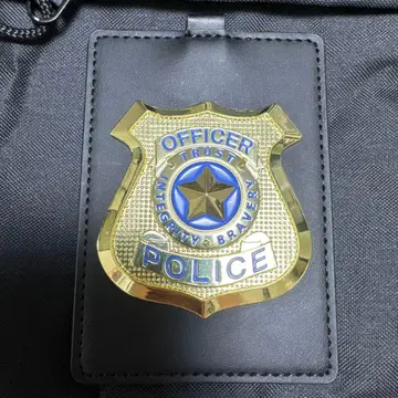 주토피아2 경찰 배지풍 패스 케이스 경찰관 배지 블랙 디즈니