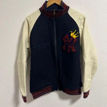 왕관 자수 네이비 집업 자켓