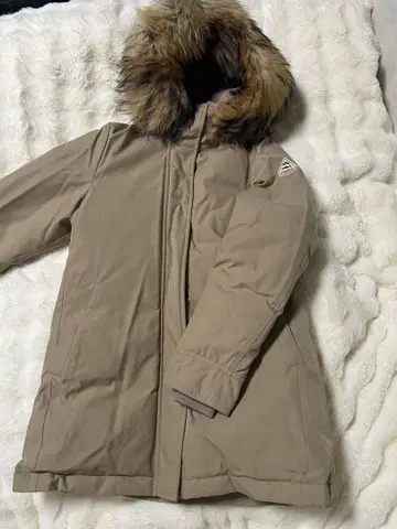 새상품급 PYRENEX 베이지 롱 다운 자켓