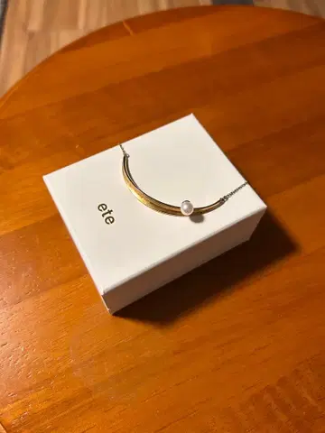 ete 펄 장식 심플 팔찌