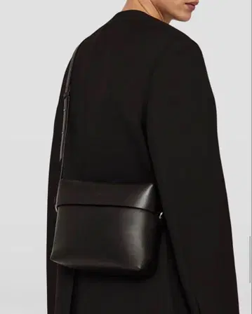 [ JIL SANDER ] 로고 크로스 가죽 백 새상품급