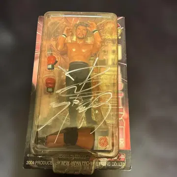 나카무라 신스케 친필 사인 액션 피규어 2004년