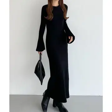 [택 포함 새상품] 뷔스티에 스타일 리브 니트 타이트 롱 원피스