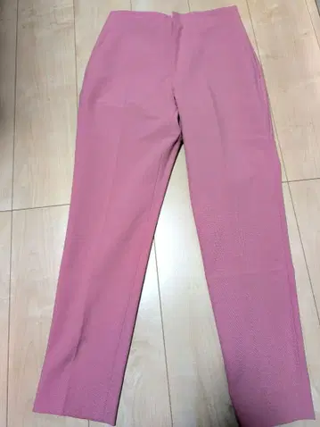 [ INED ] 핑크 슬림핏 캐주얼 팬츠