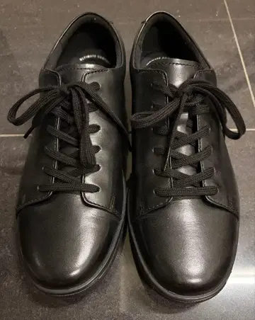 Clarks Kitna Lo 클락스 키토 내로우 가죽 스니커즈 27