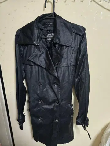 5351 Pour Les Hommes 블랙 트렌치코트 사이즈 4