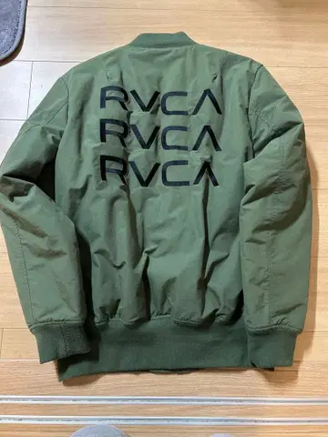 RVCA MA-1 자켓 올리브색