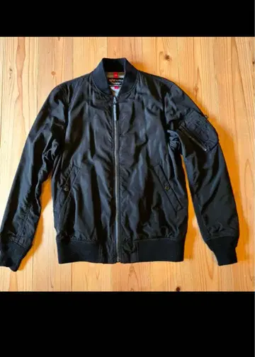 ALPHA INDUSTRIES MA-1 L 사이즈 블랙