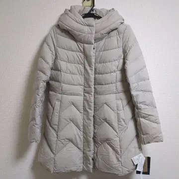 스트레치 소재 후드 부착 다운 자켓 베이지