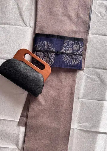 [ 미사용 교육용 실 부착 ] 순수 실크  이중 기모노  호두 염색