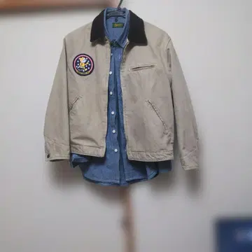 Danner의 샴브레이 셔츠와 gu의 워크 자켓 커스텀입니다