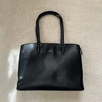 마리콴트 토트백 A4 수납 가능