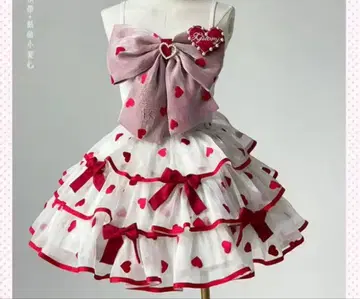 아이돌 의상 빨간색 하트 리본