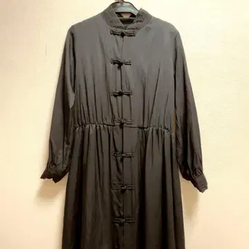 에메랄드 모텔 emerald motel 차이나 버튼 원피스 블랙