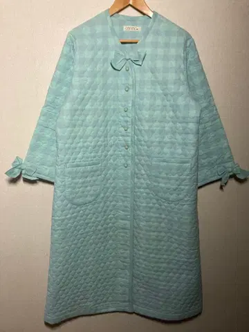 [ 미사용 ] canac 홈웨어 퀼팅 가운 터콰이즈 블루