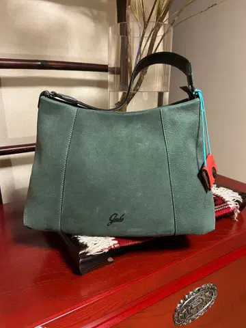 Gabs 그린 숄더백