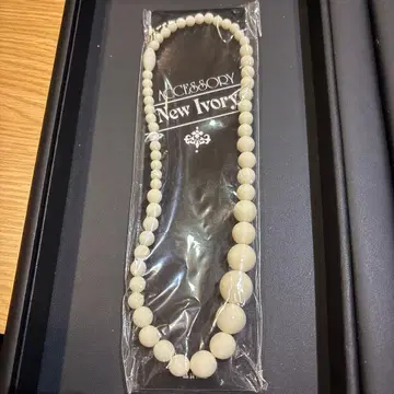 New Ivory 아이보리 비즈 목걸이