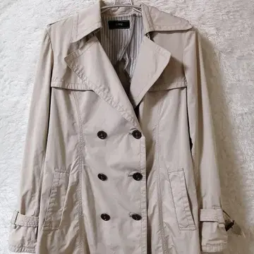 ESPRIT 베이지 트렌치코트
