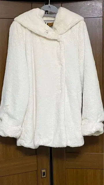 SLY 화이트 복슬복슬 아우터