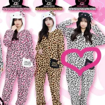 돈키 한정판 헬로키티 레오파드 무늬 인형옷 파자마 복슬복슬 50주년