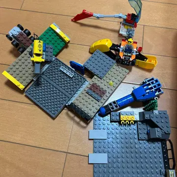 LEGO 블록 세트 다색 미니 피규어 포함
