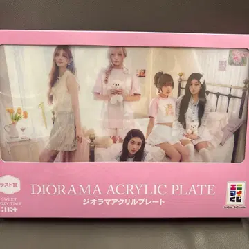 ILLIT 라스트 원상 디오라마 아크릴 플레이트