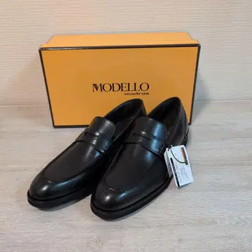 미사용 새상품 모렐로 로퍼 DM8703 26.0cm 블랙