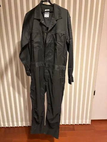 블랙 오버롤 작업복