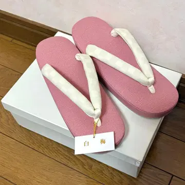 [ 새상품 ] 화이트 매실 조리 L 사이즈 핑크 EPS 인조 가죽