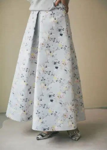 세븐텐 바이 미호카와히토 시노와즈리 자카드 롱 스커트 M
