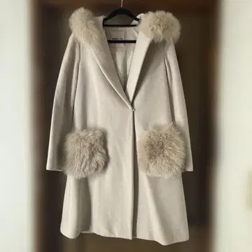 Apuweiser-riche 코트