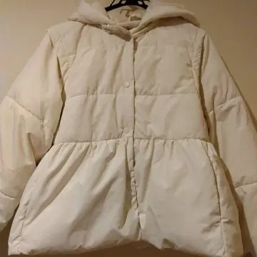 coca 코카 충전솜 페플럼 화이트 다운 자켓