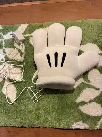 마사지 그로브 손 모양 화이트