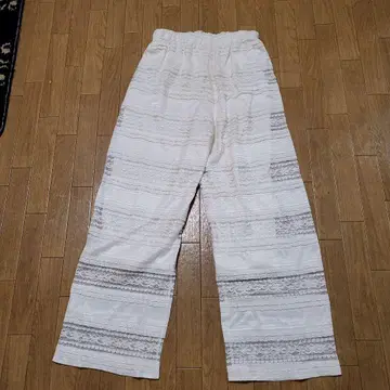 화이트 레이스 무늬 와이드 팬츠 보더 y2k 갸루