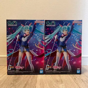 GUNDAM & MIKU 콜라보 피규어 2세트