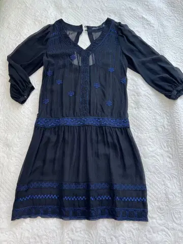 Karen Millen 블랙 쉬폰 자수 원피스 실크 100%