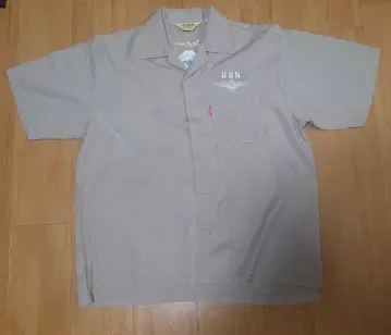 AVIREX 자수 반팔 셔츠 L 사이즈 베이지