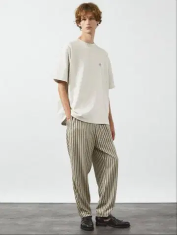 ABAHOUSE 아바하우스 택 포함 새상품 스트라이프 팬츠 사이즈 46