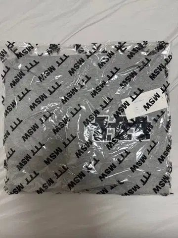 TTT MSW 맨투맨 미개봉 새상품 그레이 자수 로고