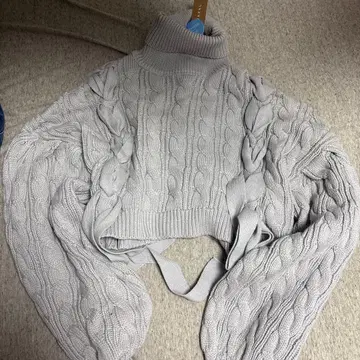 REDYAZEL 그레이 케이블 짜임 터틀넥 스웨터