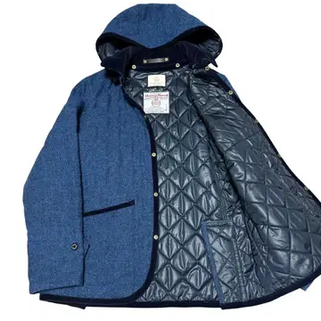 새상품급 해리스 트위드 뷰티 앤 유스 퀼팅 코트 네이비