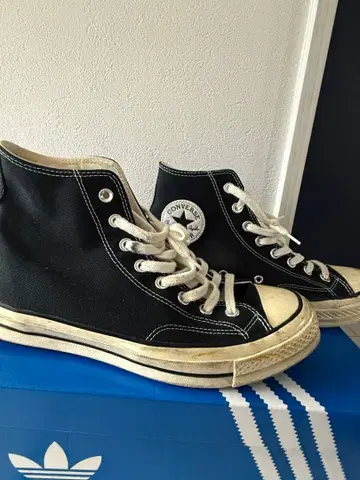 CONVERSE ALL STAR 블랙 스니커즈