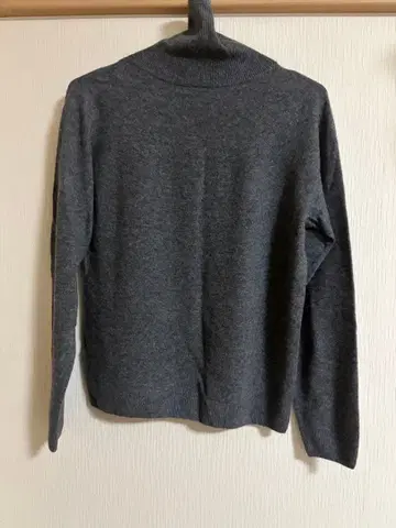 UNIQLO 캐시미어 니트 터틀넥 S 사이즈