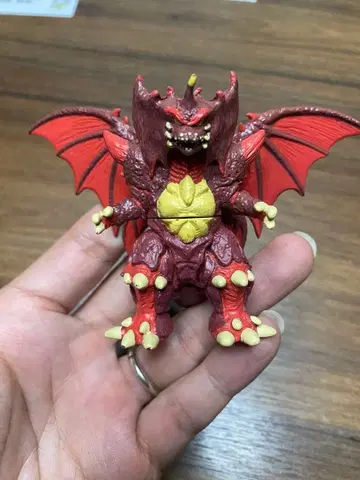 디스트로이어 피규어 가챠폰 고질라