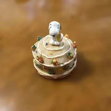 스누피 케이크형 소품함