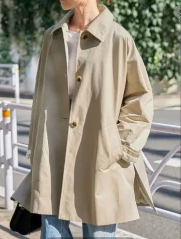 새상품급 Spick &span 베이지 스텐 코트 사이즈 36